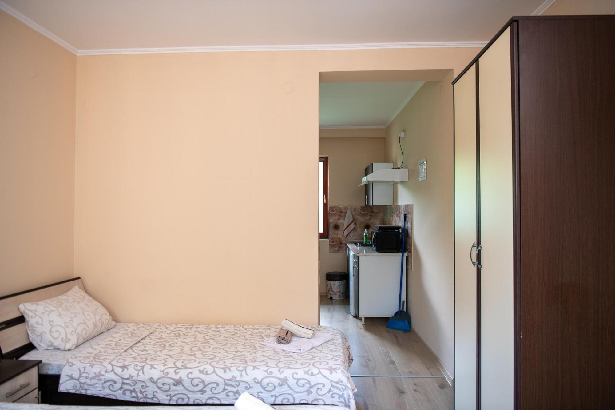 Guesthouse Kristina Palić Exteriör bild