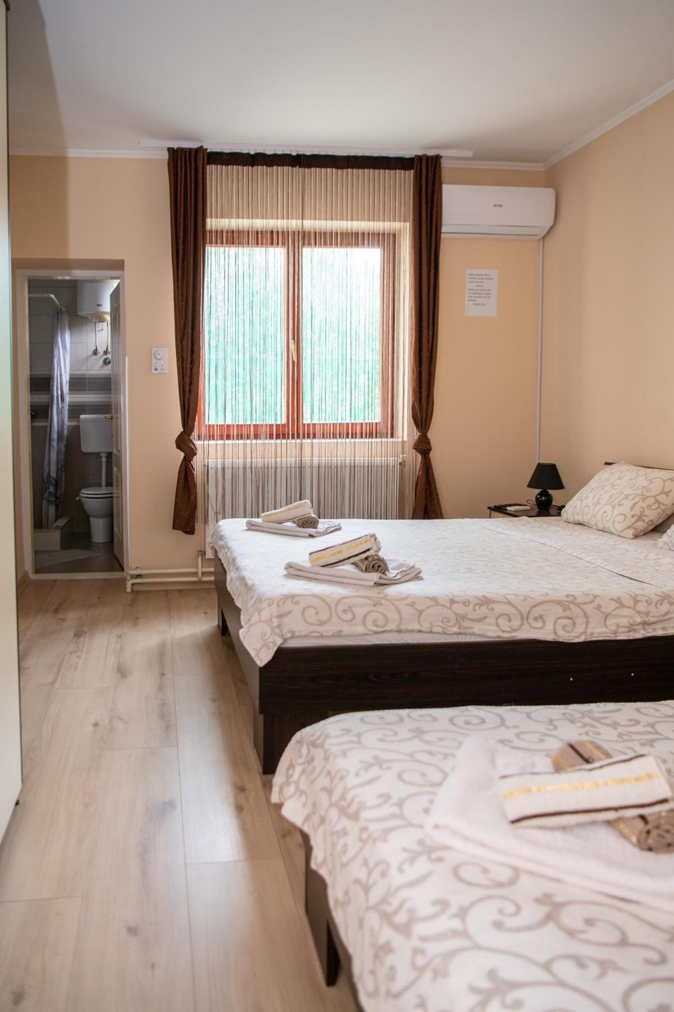 Guesthouse Kristina Palić Exteriör bild